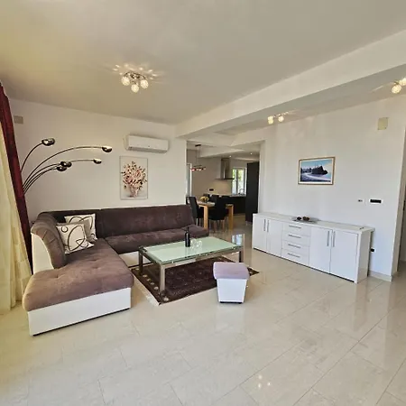 Апартаменты Keti 4 Nv - 6 Pax With Sea View Нови-Винодолски