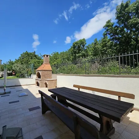 Keti 4 Nv - 6 Pax With Sea View *