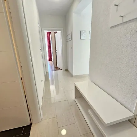 Keti 4 Nv - 6 Pax With Sea View