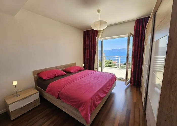 Keti 4 Nv - 6 Pax With Sea View Novi Vinodolski