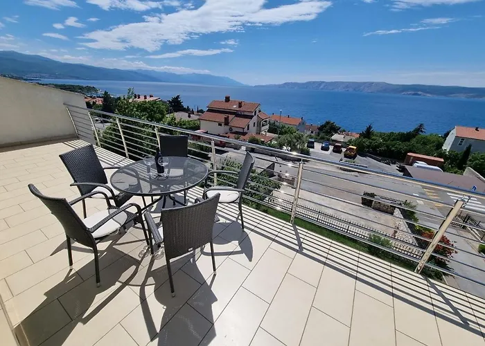 Keti 4 Nv - 6 Pax With Sea View Appartement Novi Vinodolski